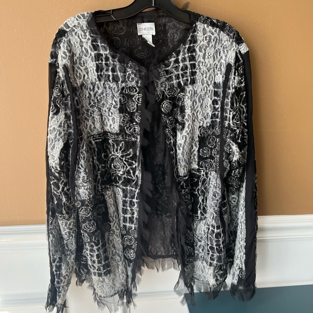 Chico’s Women’s Patchwork Cardigan Jacket Silk Blend Size 3 Goth Romantic - Picture 1 of 3